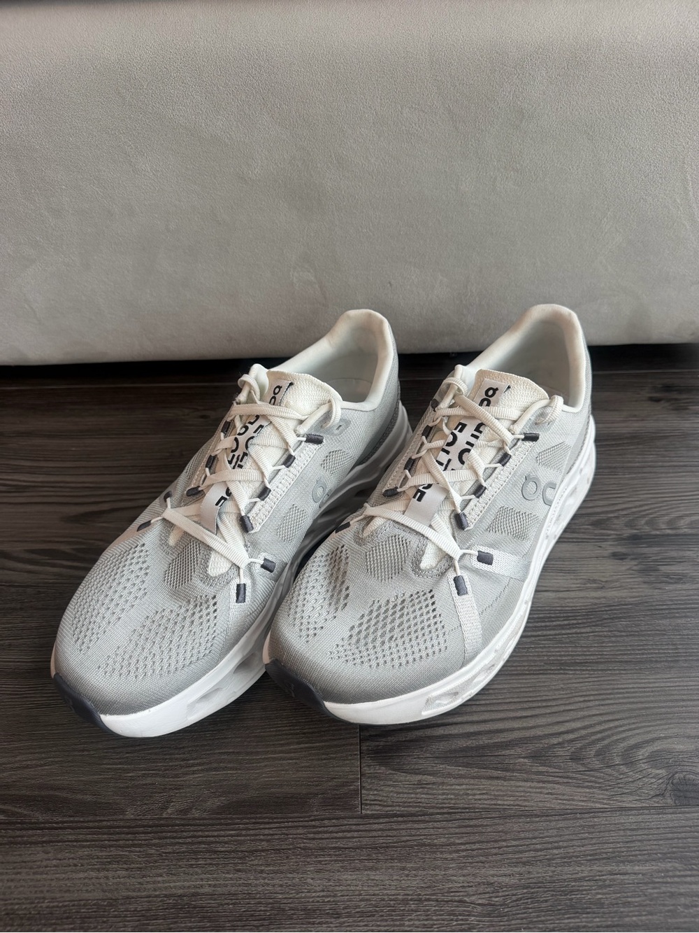 On Cloud Eclips Running Men's Athletic Sneakers - Light Gray/White - Picture 6 of 7